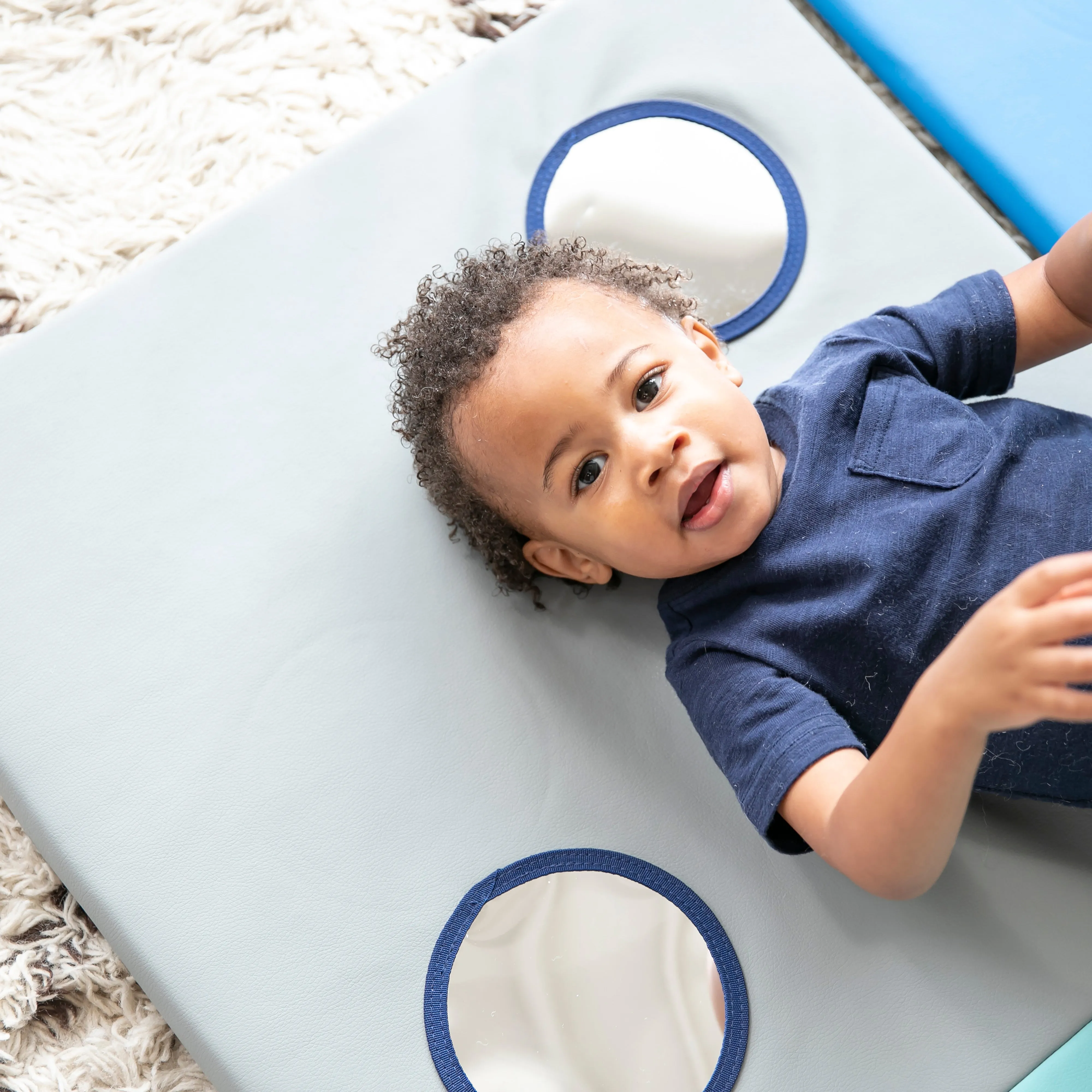 123 Look At Me Counting Activity Mat with Sensory Mirrors