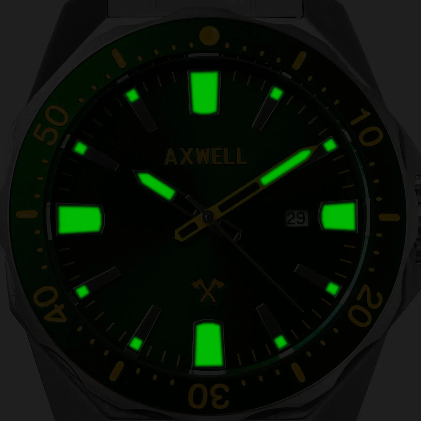 Axwell Timber Bracelet Watch w/ Date - Green