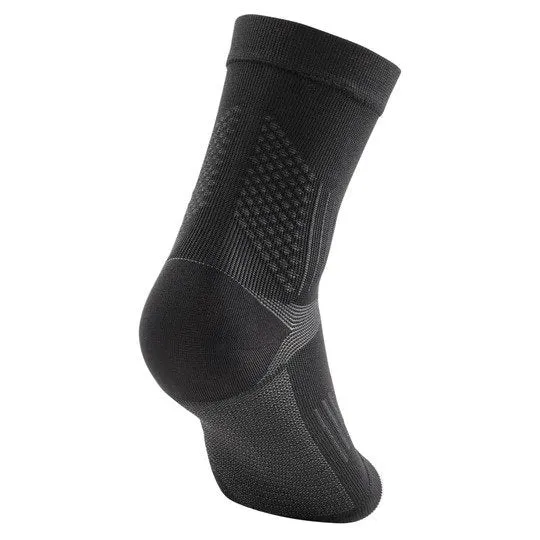 CEP Plantar Fasciitis Sleeve - Black/Gray (WO1DV3)