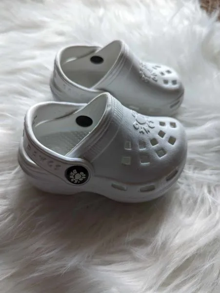 Dawgs Beach Clogs Size 4, Shoes 4 (Baby: 0-12 mth)
