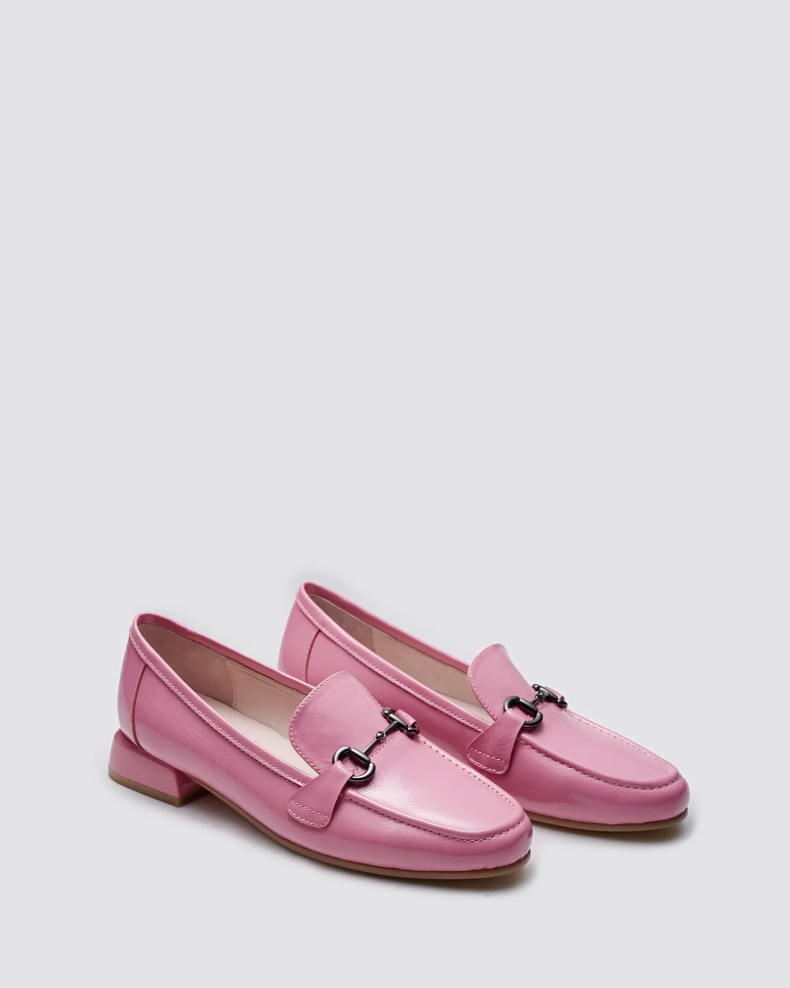 ITCHY LOAFERS PINK PATENT LEATHER