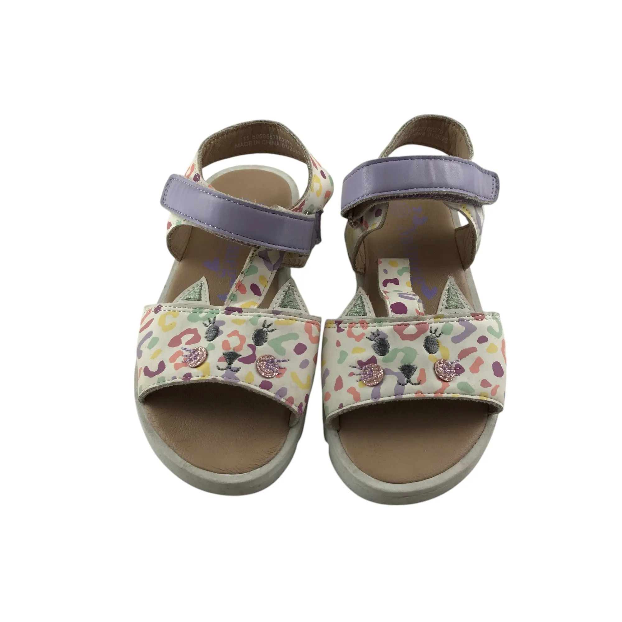 Nutmeg sandals shoe size 11 junior white animal print straps with cat face