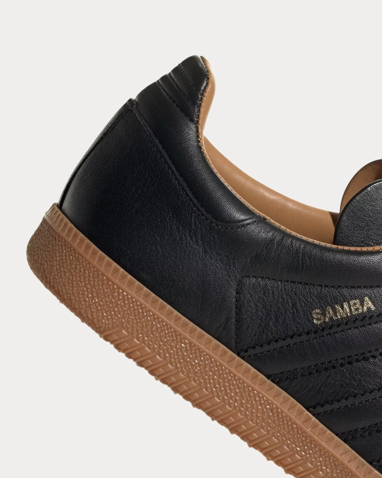 Samba OG Made in Italy Core Black / Core White / Gum Low Top Sneakers