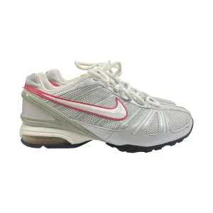SHOES ATHLETIC by NIKE In WHITE, Size: 6.5