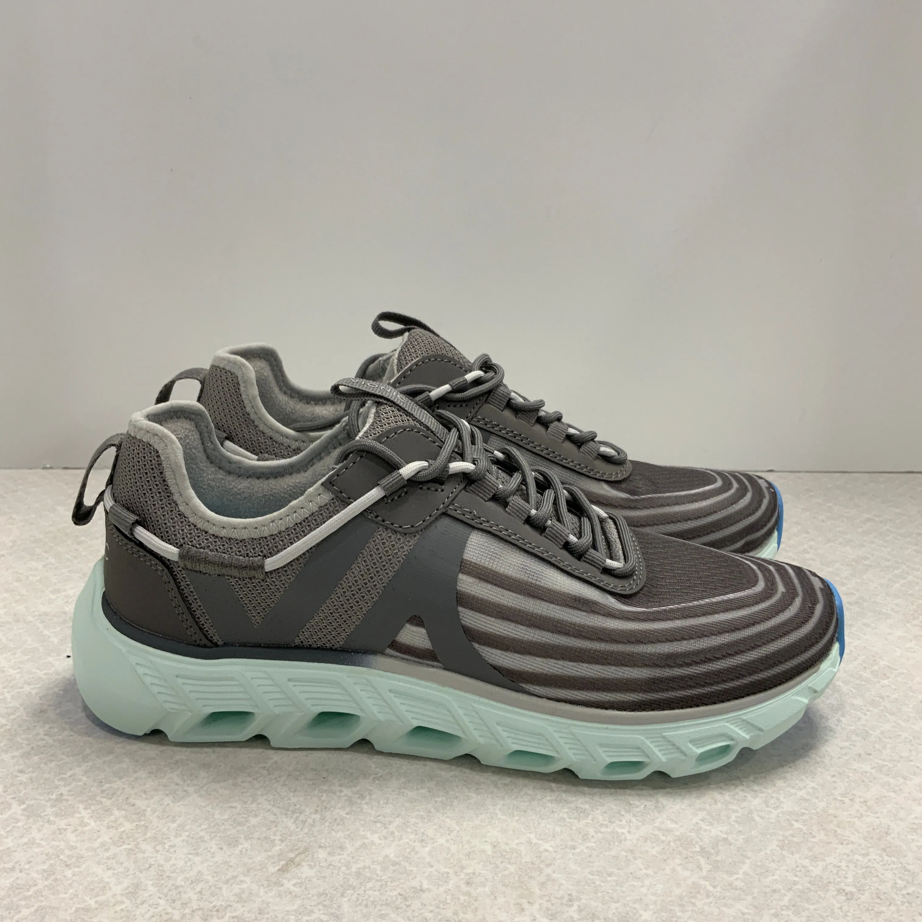 Shoes Athletic By Vionic In Grey, Size: 6