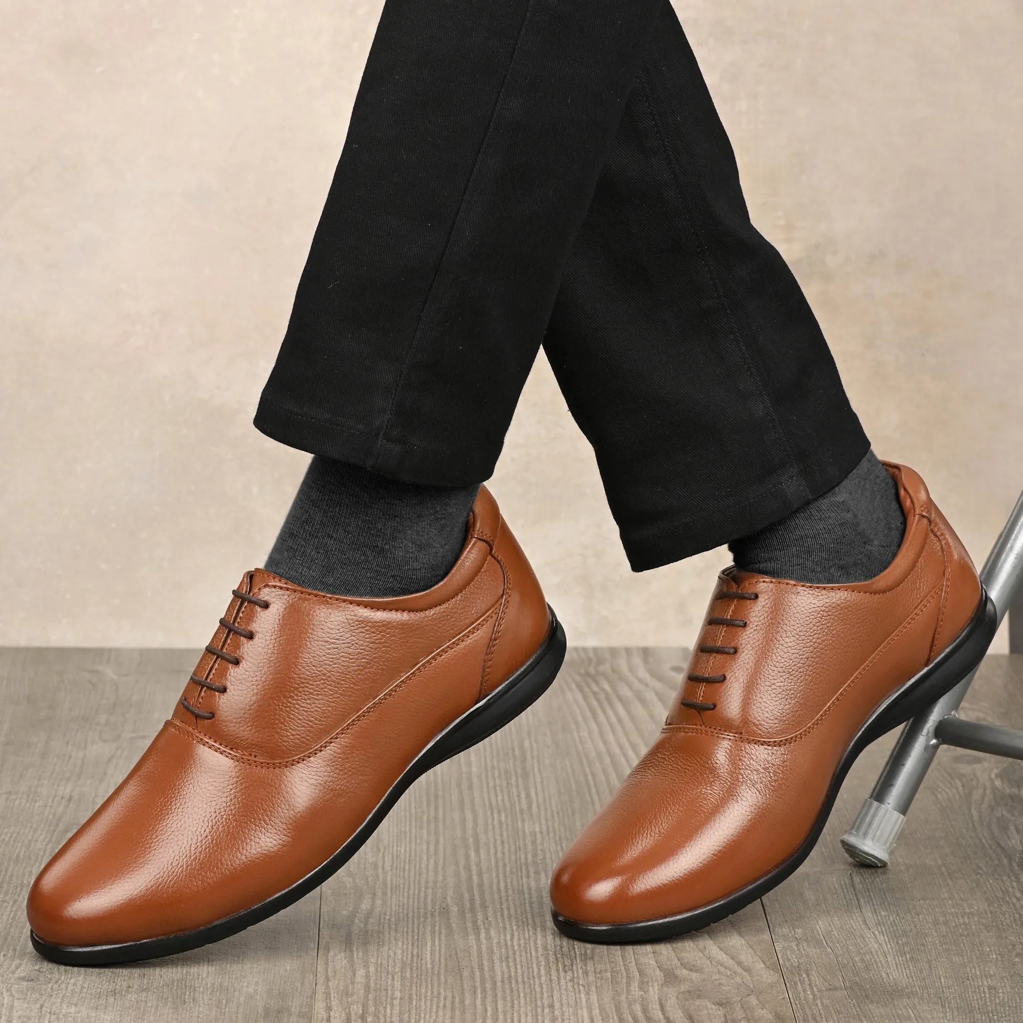 Svelte Oxford Full Grain Leather Derby Lace Ups