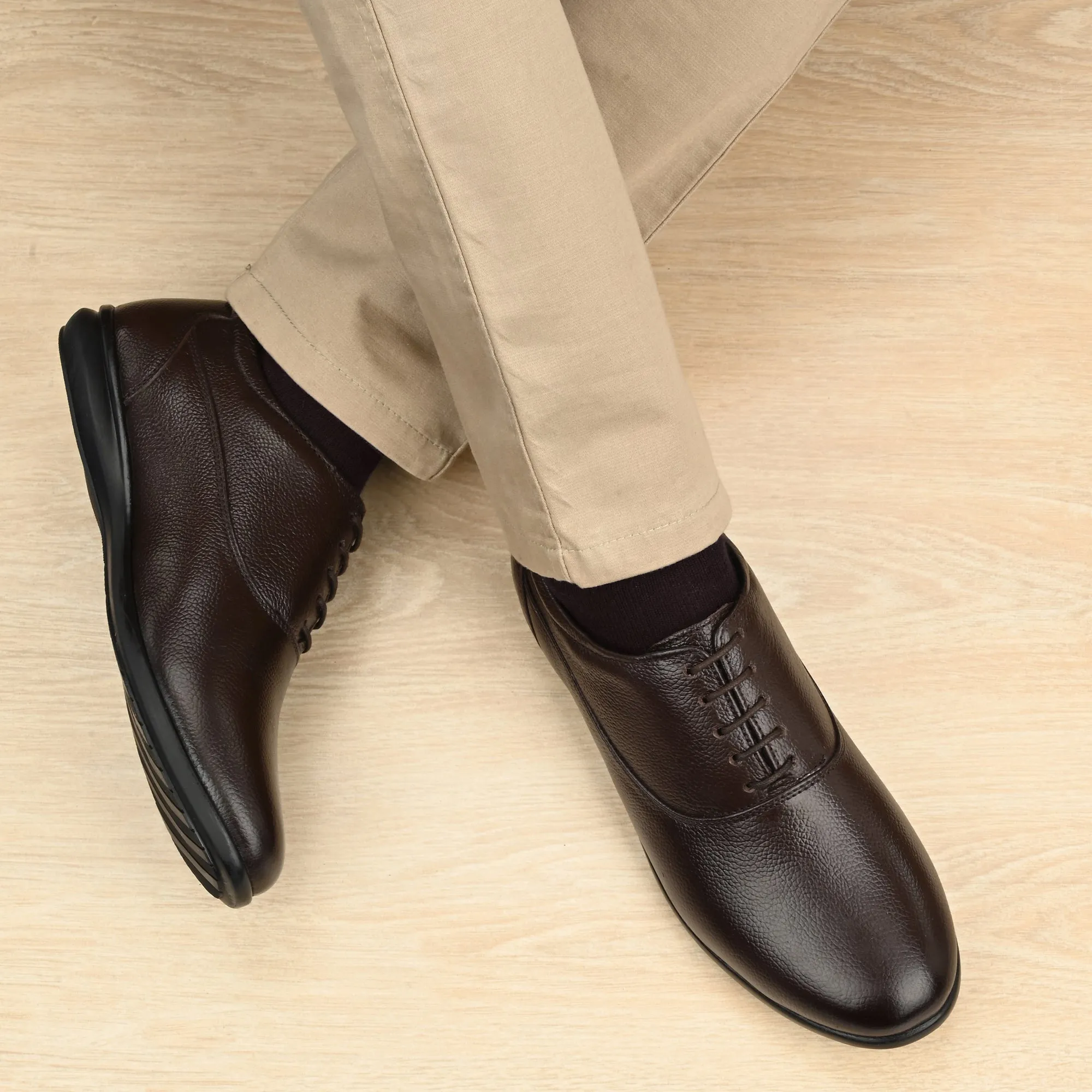 Svelte Oxford Full Grain Leather Derby Lace Ups