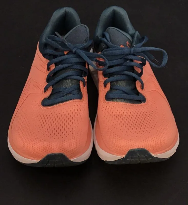 Topo Women's Phantom 2 Rose Navy Running Athletic Shoes - Size 7