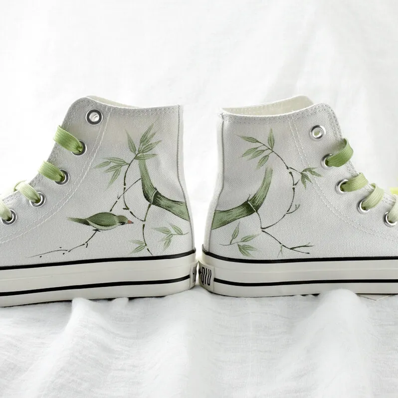 Uniwim Bamboo Bird Hand Painted Shoes SE21554