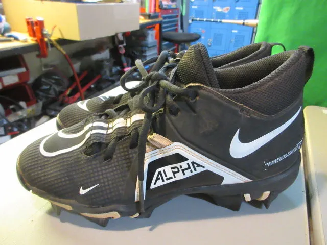 Used Nike Alpha Cleats Size 5