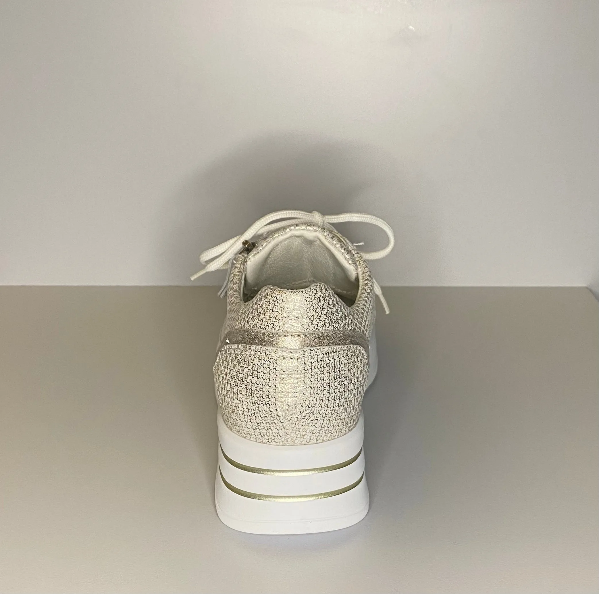 Waldlaufer 755004 313 396  Platinum Metallic Trainers