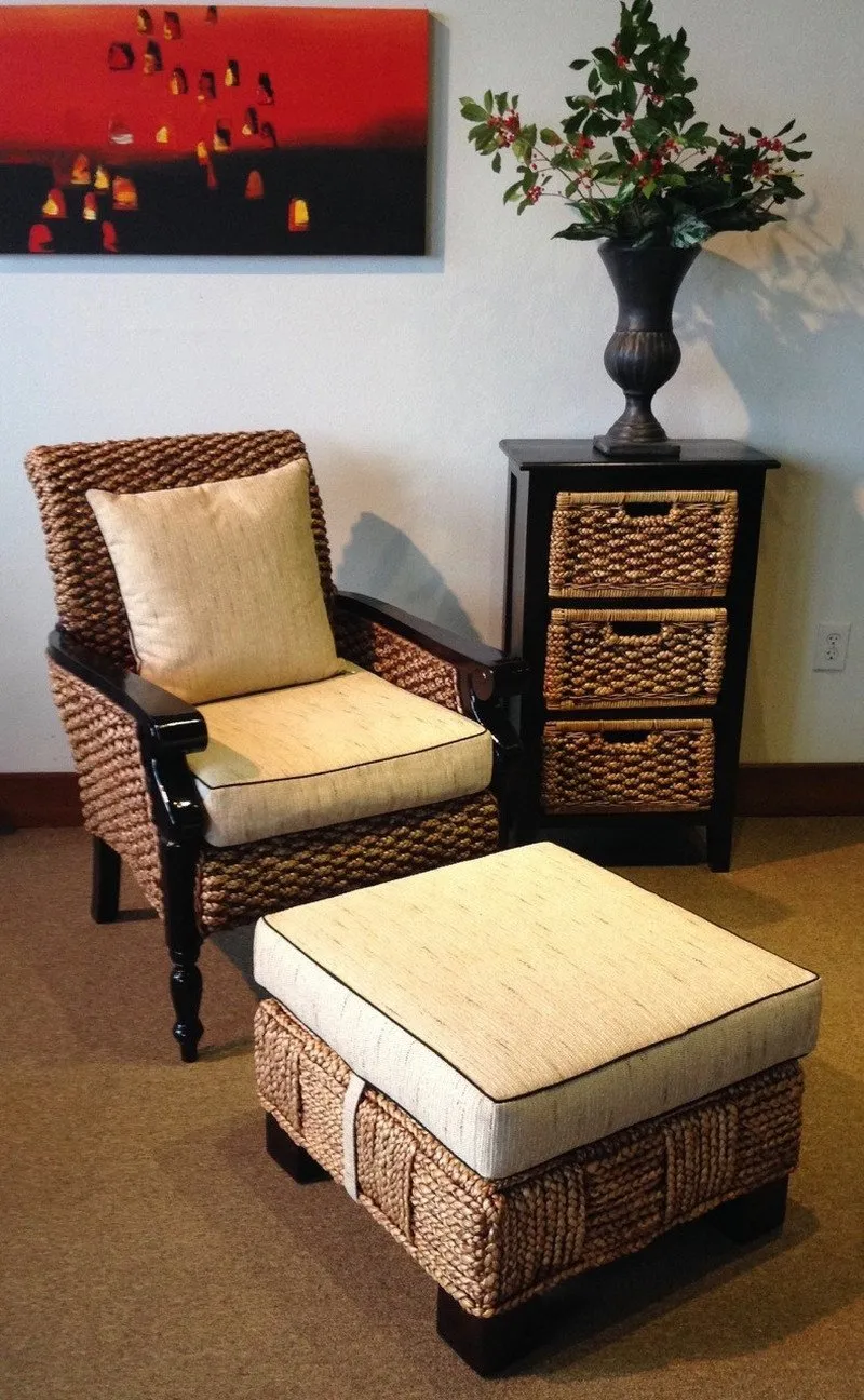 Water Hyacinth Rome Woven Ottoman with Cushion